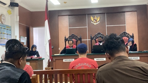 Soleh Jalani Sidang Kasus Peredaran 28 Butir Ekstasi di PN Batam